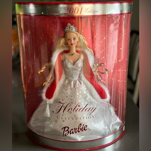 Vintage 2001 special edition Holiday Celebration Barbie New in Box - Picture 1 of 6